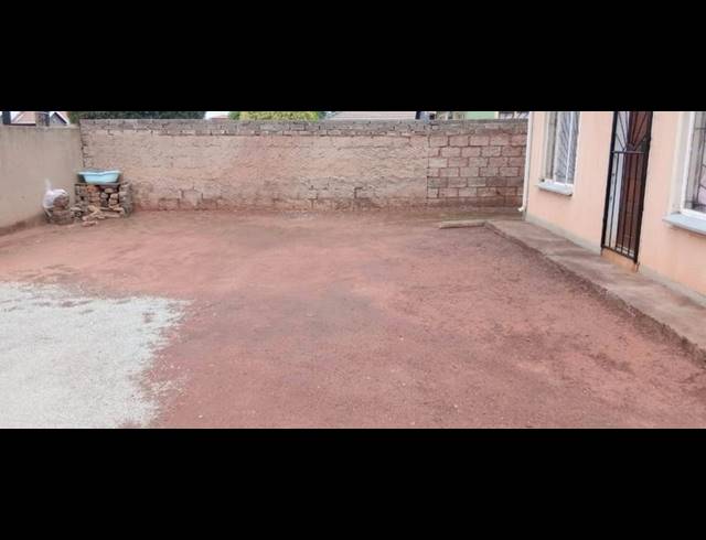 2 BEDROOM HOUSE FOR SALE IN PROTEA GLEN